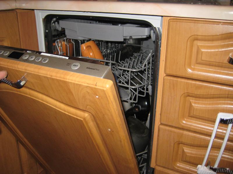 How to attach the front panel to a Bosch dishwasher