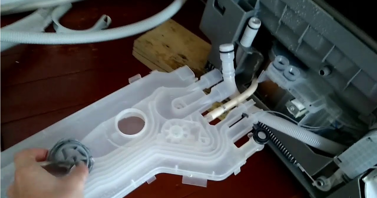 Preparing your dishwasher for winter