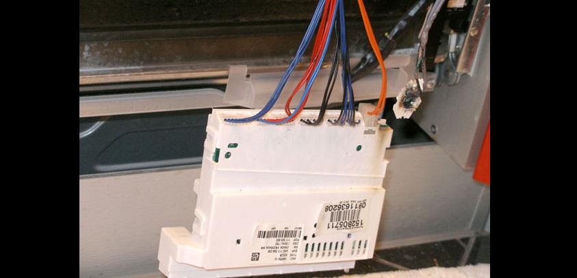 Let's remove the Electrolux dishwasher module.