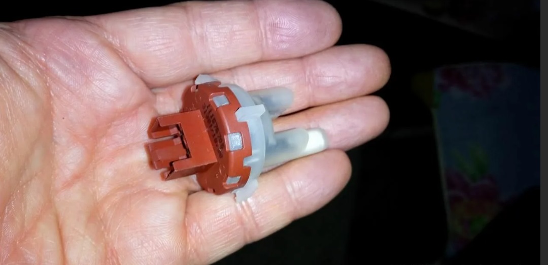 thermostat from a dishwasher