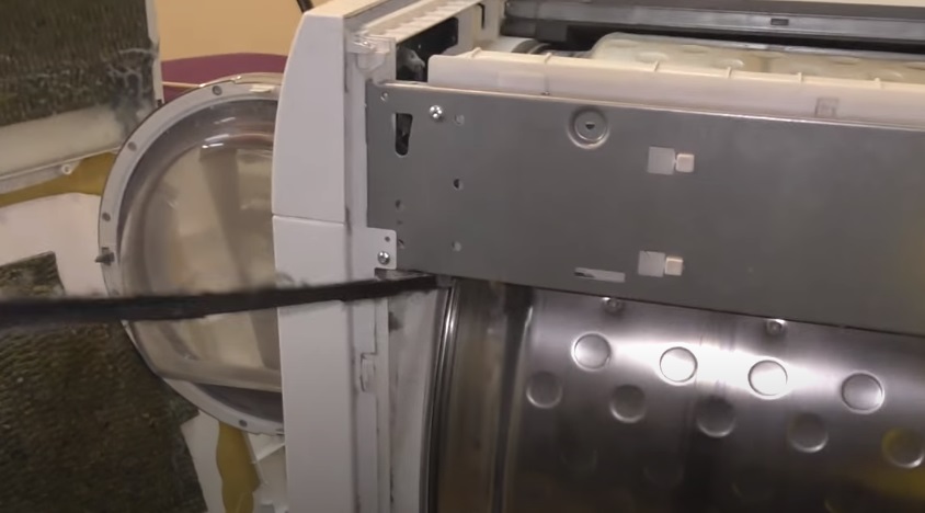 removing the old belt