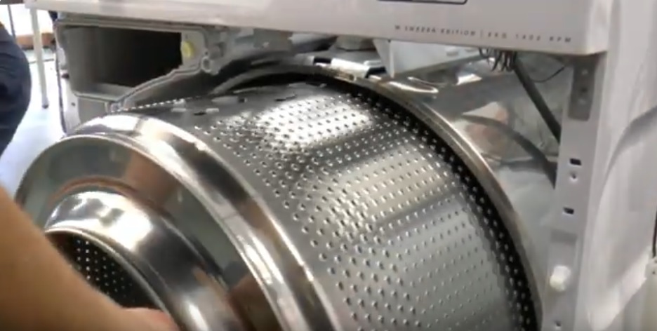 we remove the drum from the machine body