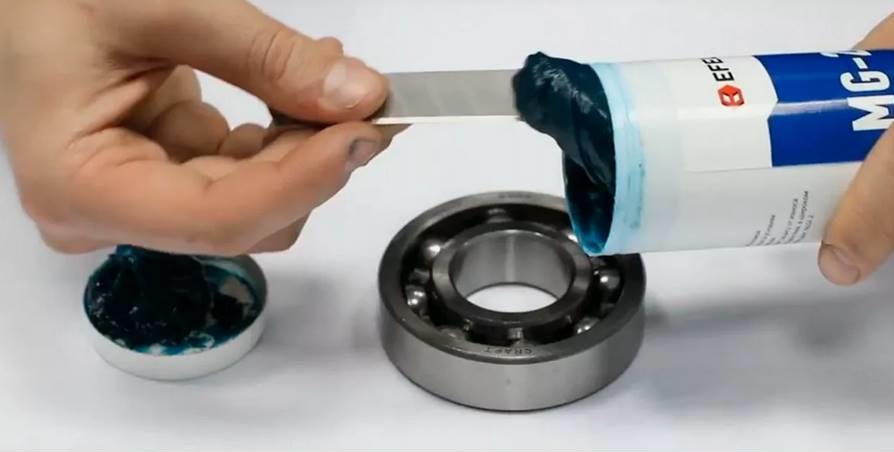 What bearing grease is best to use?