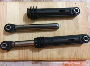 Признаци на неизправни амортисьори на пералнята