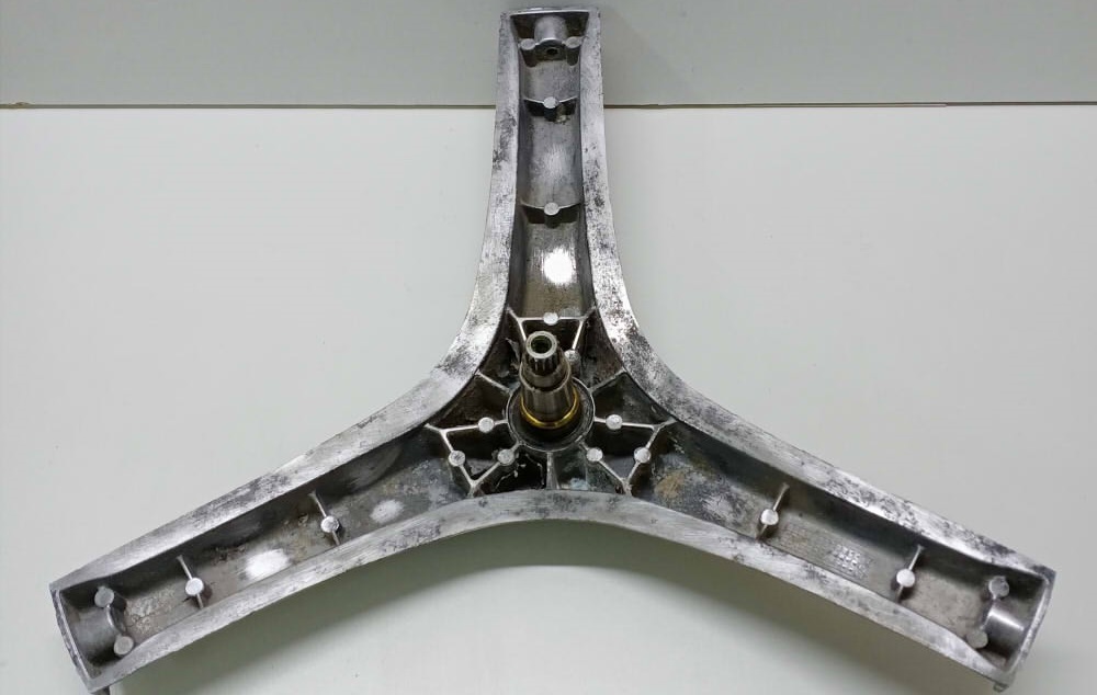 Crosspiece for a Candy washing machine