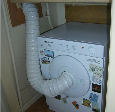 Connecting the dryer to the ventilation